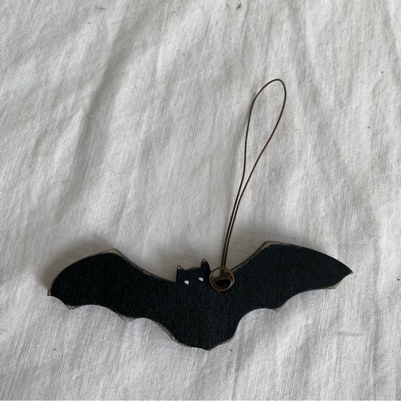 Halloween Decor Set of 6 Wood Ornaments - Picture 7 of 9